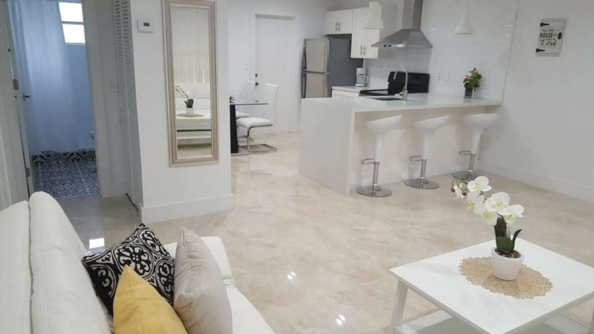 N61 Apartment Hollywood Luaran gambar
