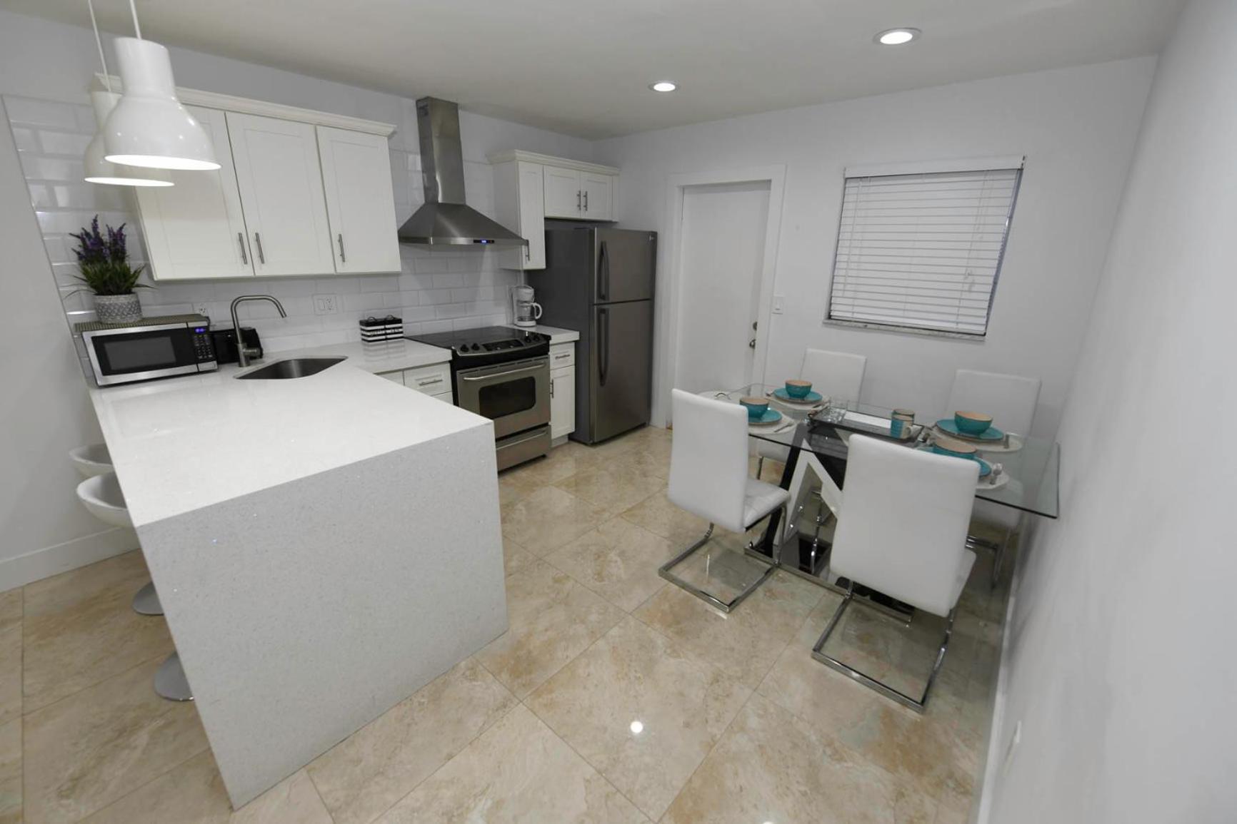 N61 Apartment Hollywood Luaran gambar