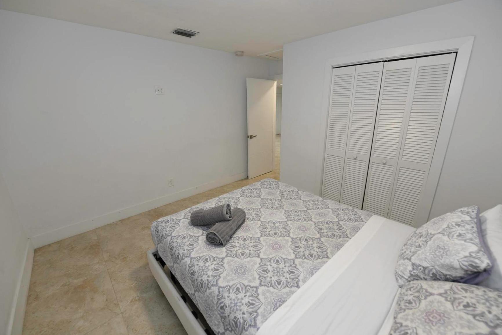 N61 Apartment Hollywood Luaran gambar